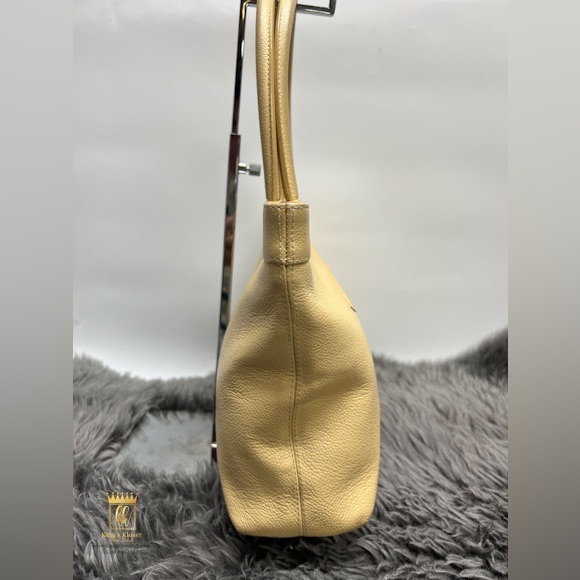 Chanel Timeless Tote Bag - Picture 3 of 15